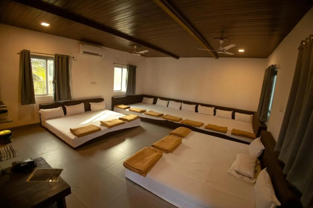 Canal Touch Resort