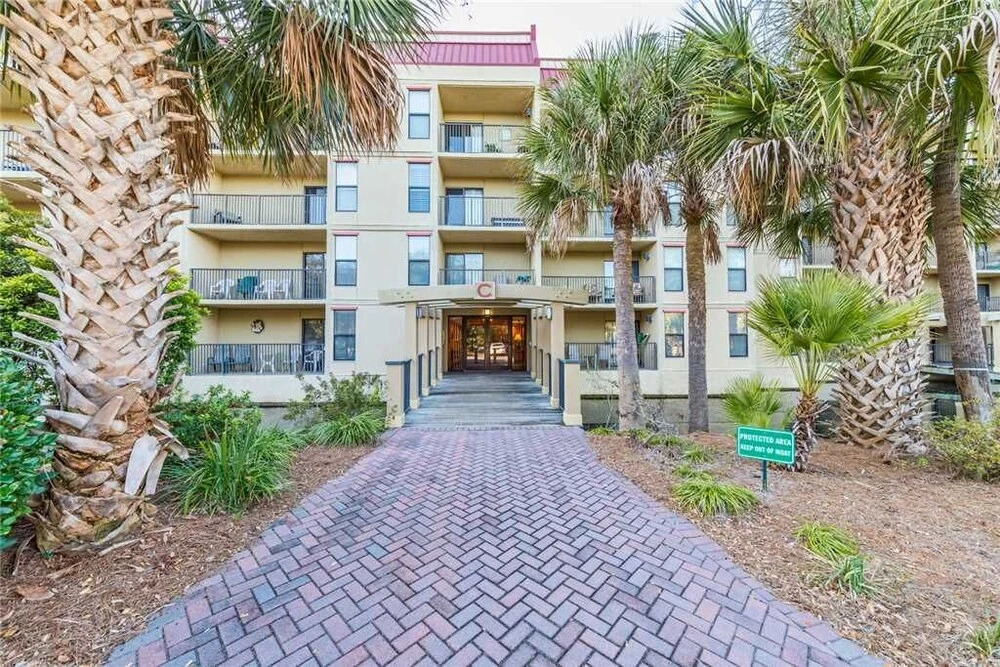 Xanadu Condo 19 A