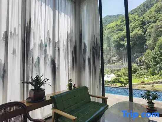 Xianglu Yimo - Valley Streaming Holiday b&b