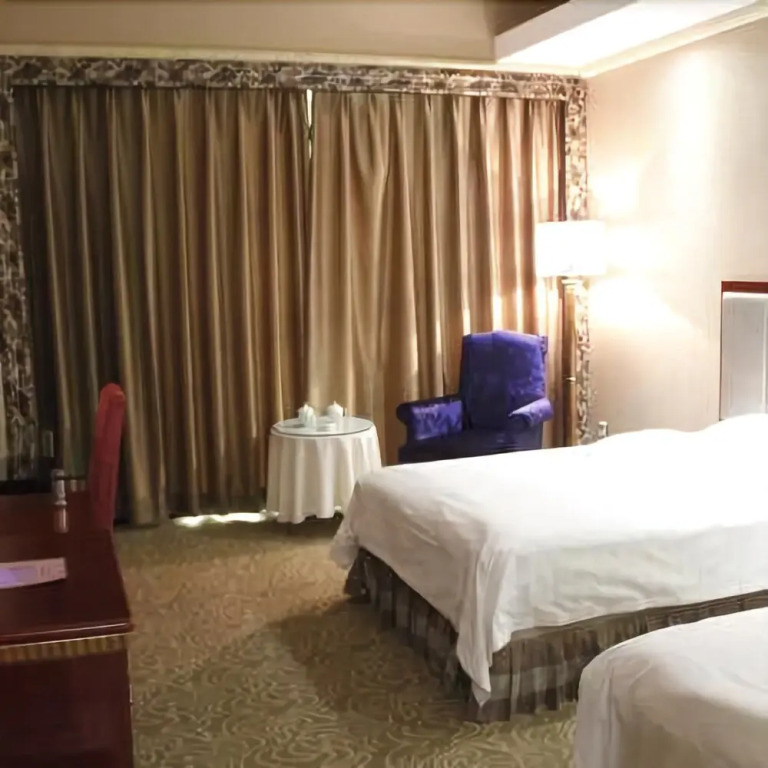 Ludingqiao Hotel