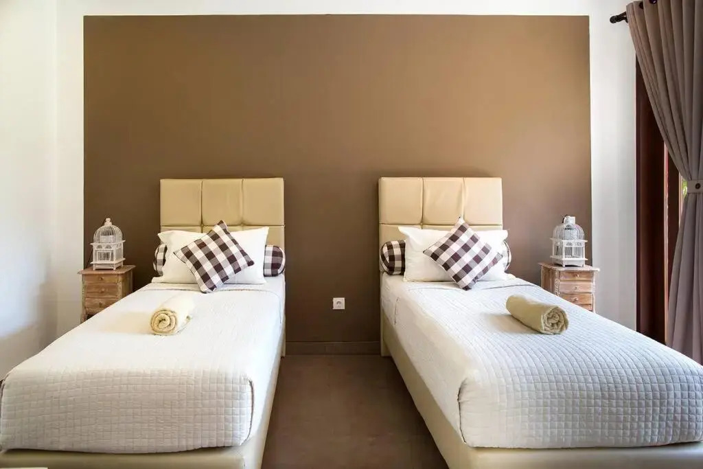 Coklat 3BR Villa with Pool, Seminyak