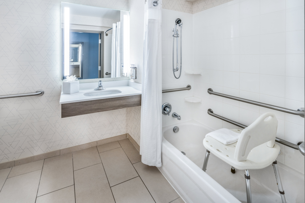 Holiday Inn Express & Suites Colorado Springs First & Main by IHG