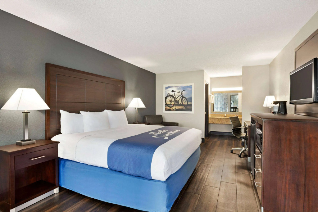 Days Inn by Wyndham Rock Hill