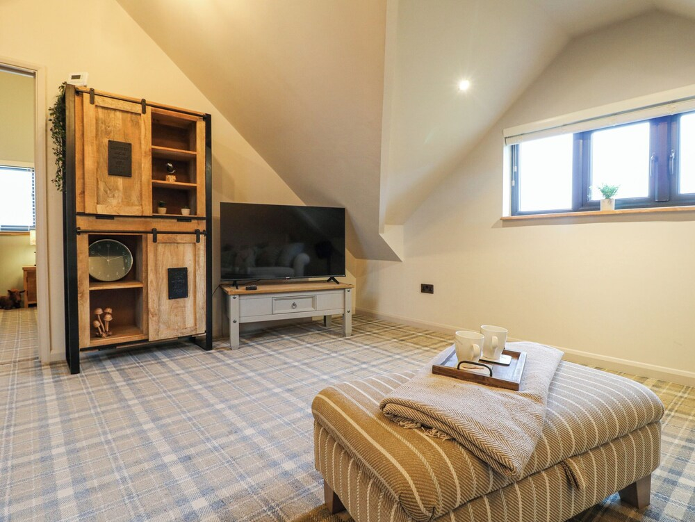 The Oak Room - Windmill Country Retreats