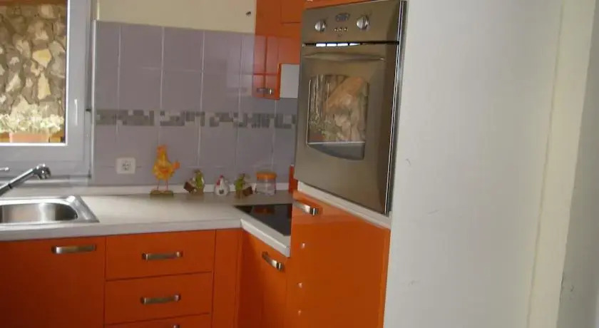 Apartment Salon