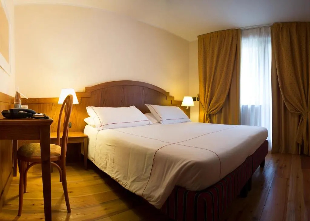 Cresta Et Duc Hotel