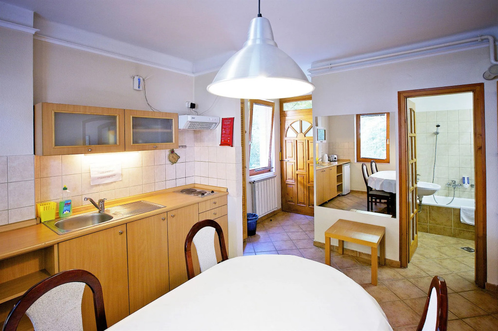 Gold Apartments