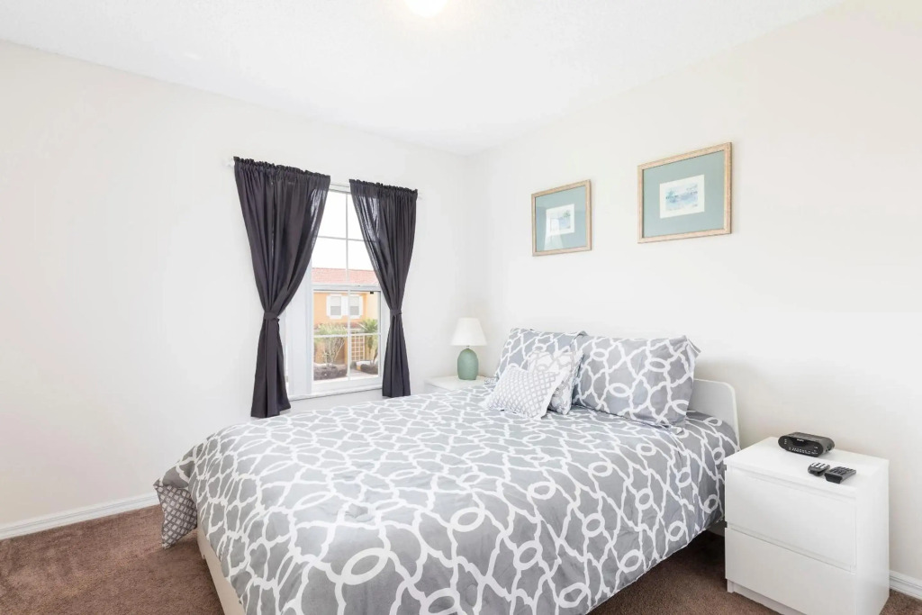 3Br 3Bath Pvt Townhome Patio 15min Disney 1291ft