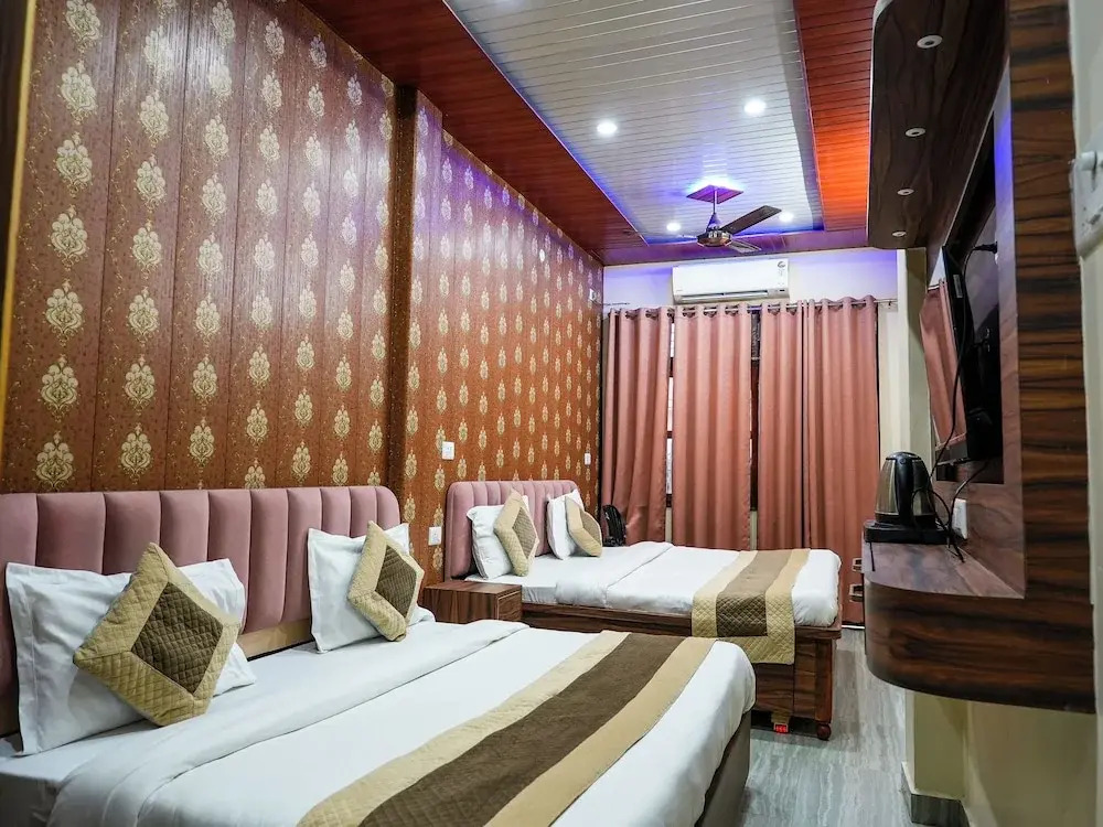 Sun High Stay Luxury Guest House