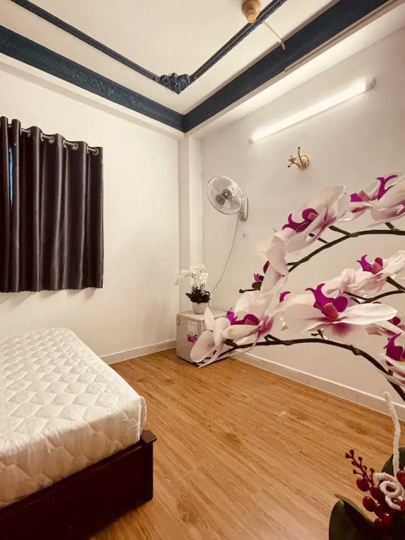 Adenia Hotel