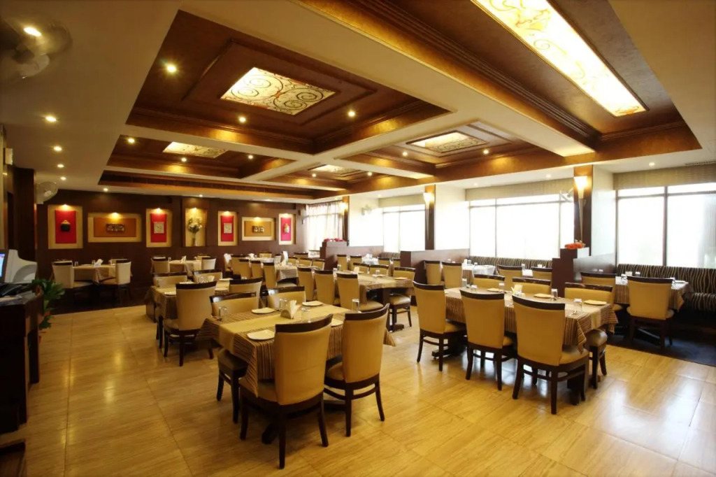 Hotel Surya Royal