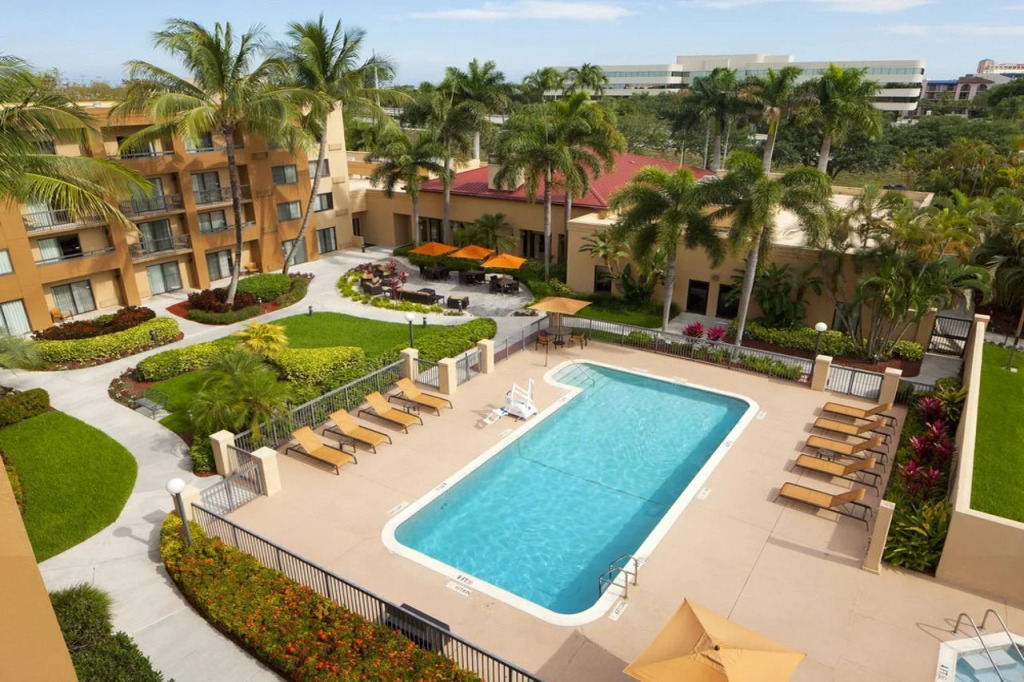 Sonesta Select Boca Raton Town Center