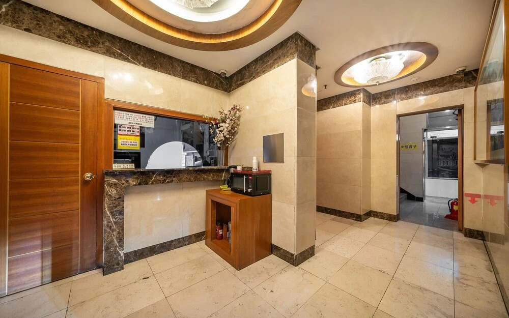 Goyang Karma Hotel