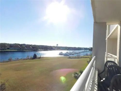 Yacht Clubs #2-702B - 1 Br Condo