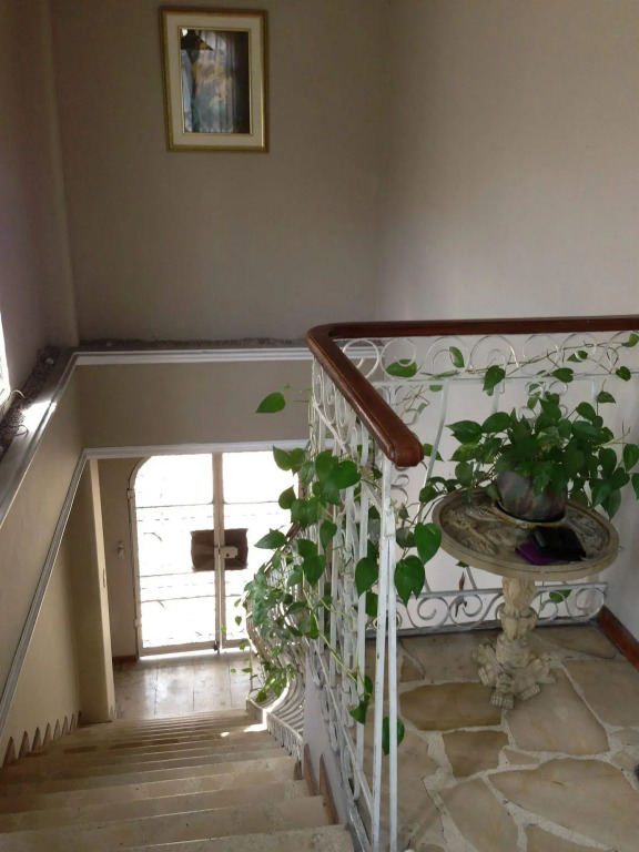 El Patio Suites II