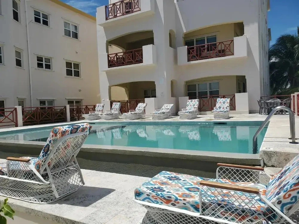 Miramar Villas