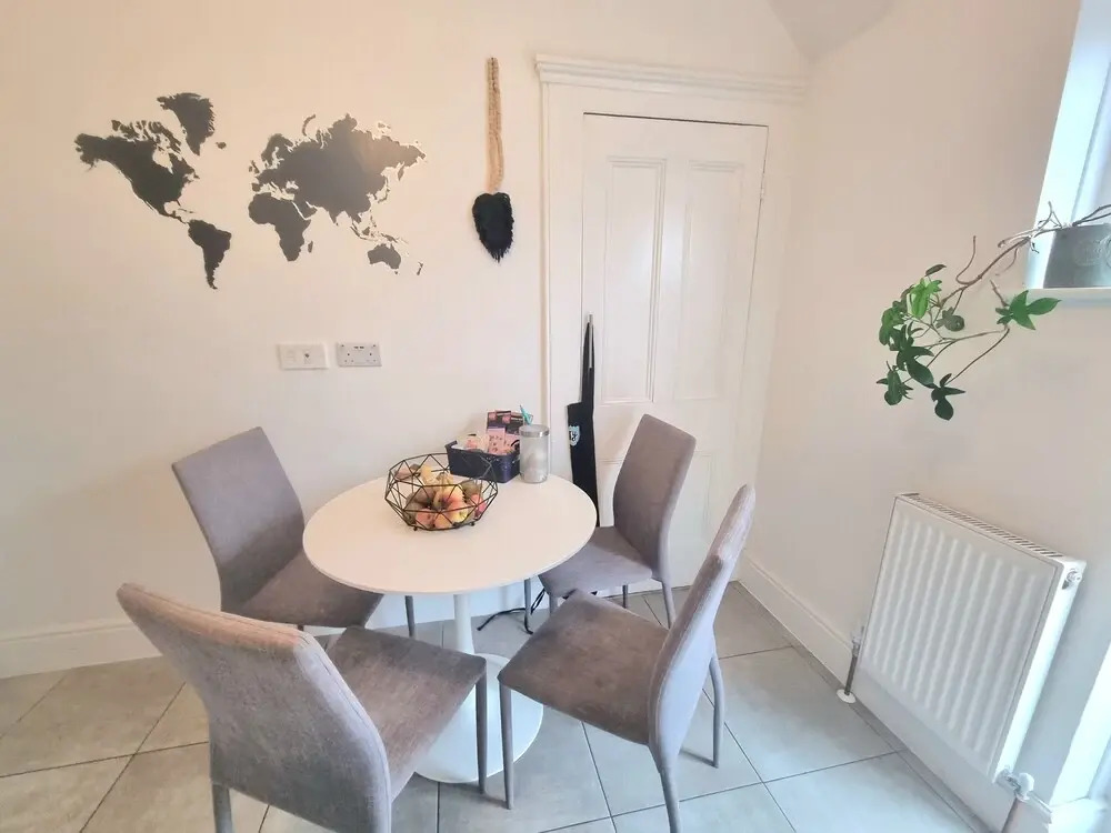 Stylish 2bed 2bath 8min to LondonBridge