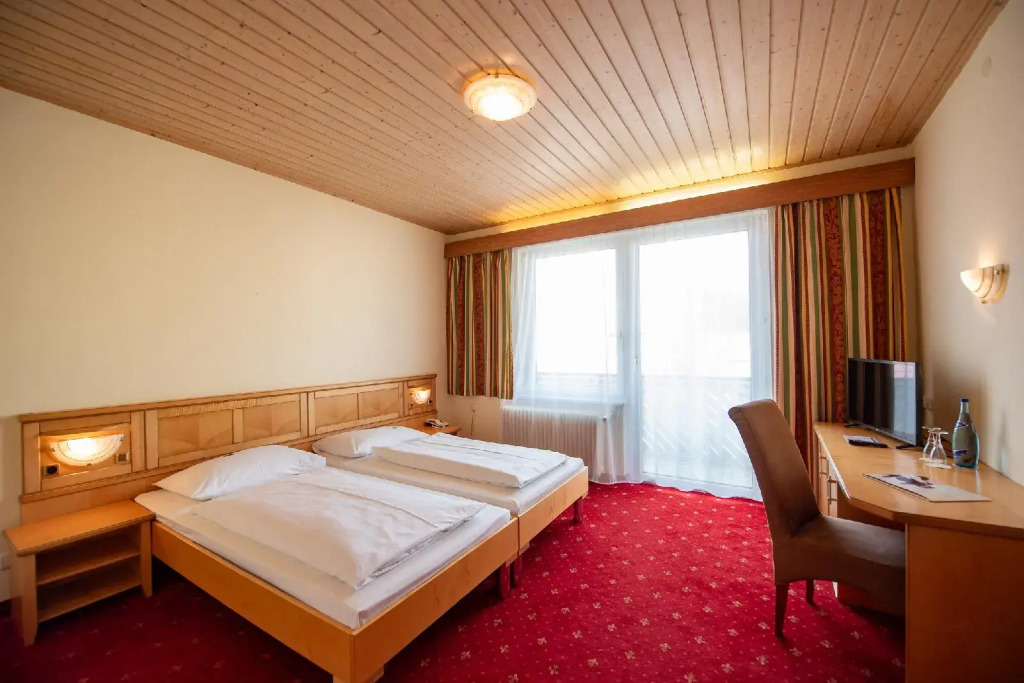 AKTIVHOTEL Weisser Hirsch