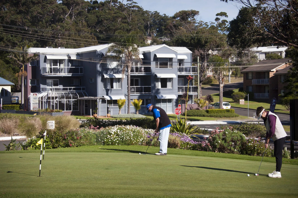 Mollymook Cove Apartments