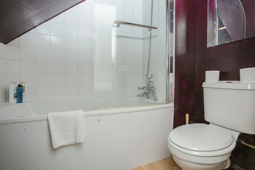 3 Bedroom Apartment in Kensington