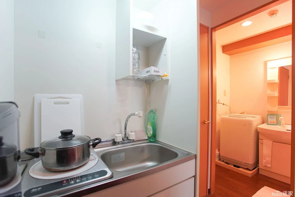 Nihonbashi Sunshine Apartment