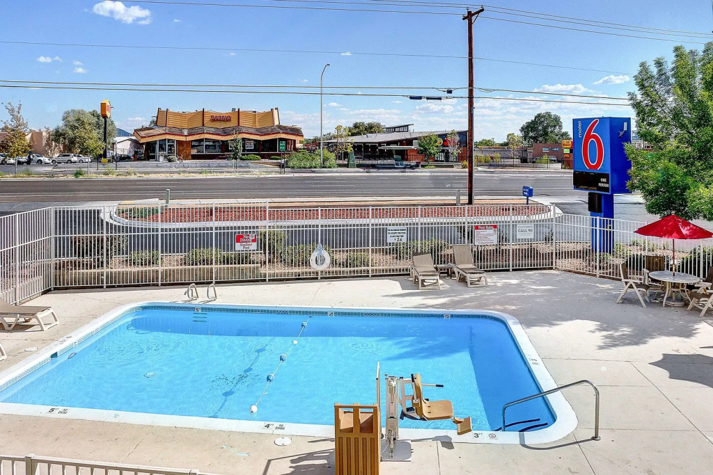 Motel 6 Santa Fe