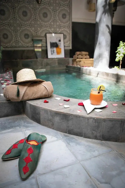 Riad OZeen