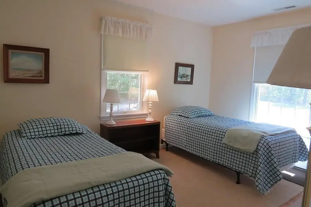 24 Songbird Lane - Three Bedroom House