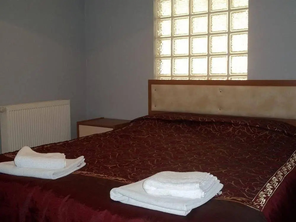 Ulas Suites & Apartments
