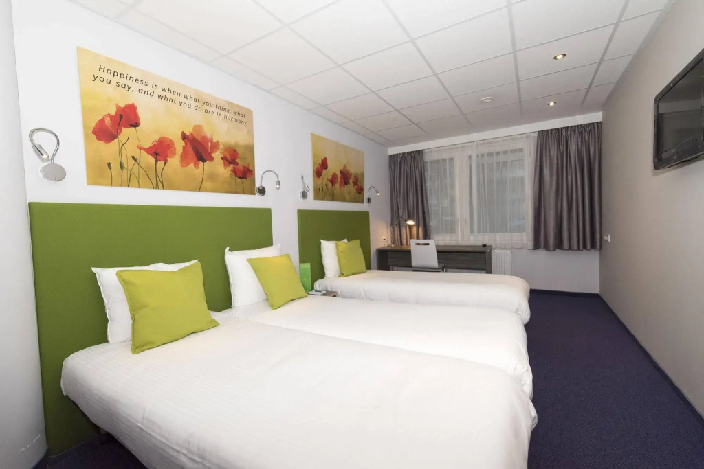 Court Garden Hotel