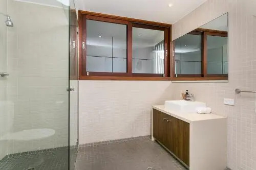 6/21-25 Fletcher Street - A Seventh Heaven
