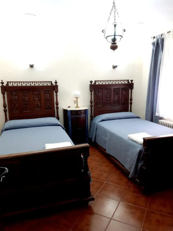 House With 6 Bedrooms in Ivanrey, With Wonderful Mountain View and Enclosed Garden