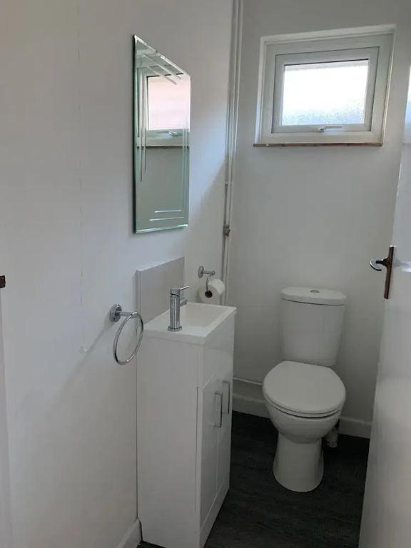 3-bed Bungalow Near Hayling Island Sailing Club