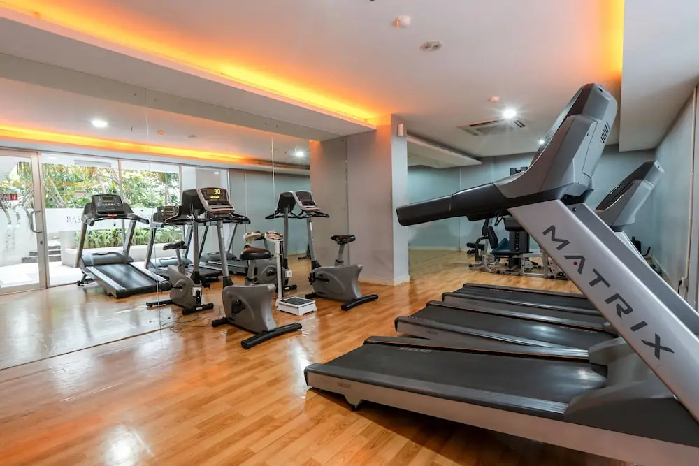 OYO 129 Basura City Apartment