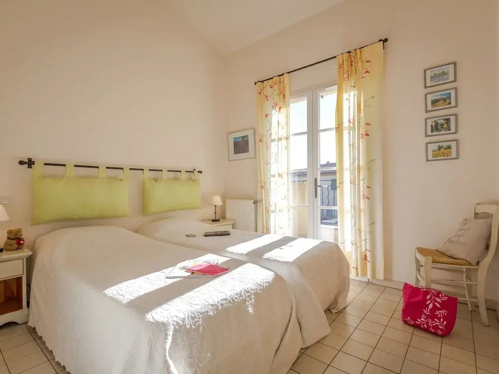 Holiday flats at Domaine de Saint-Endréol with golf, SPA and pool