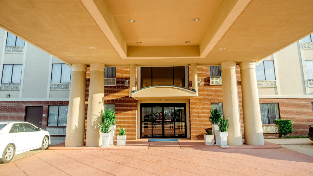Holiday Inn Express Hotel & Suites Waller by IHG