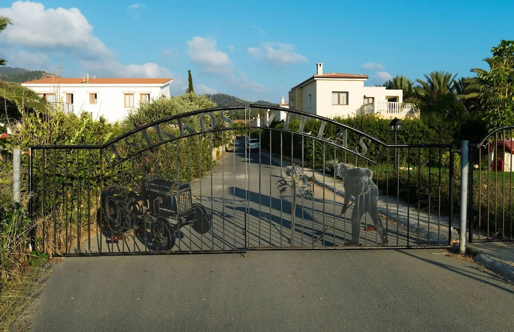 Villa Tsikkos Pende