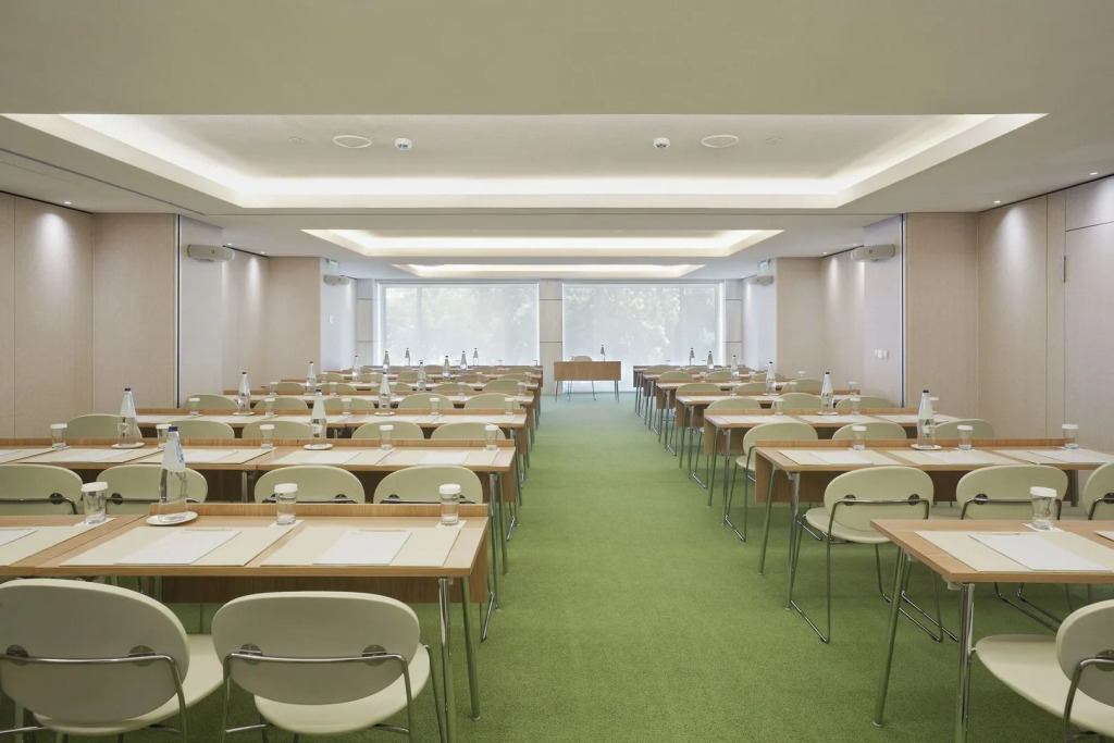 New Hotel, a Member of Design Hotels