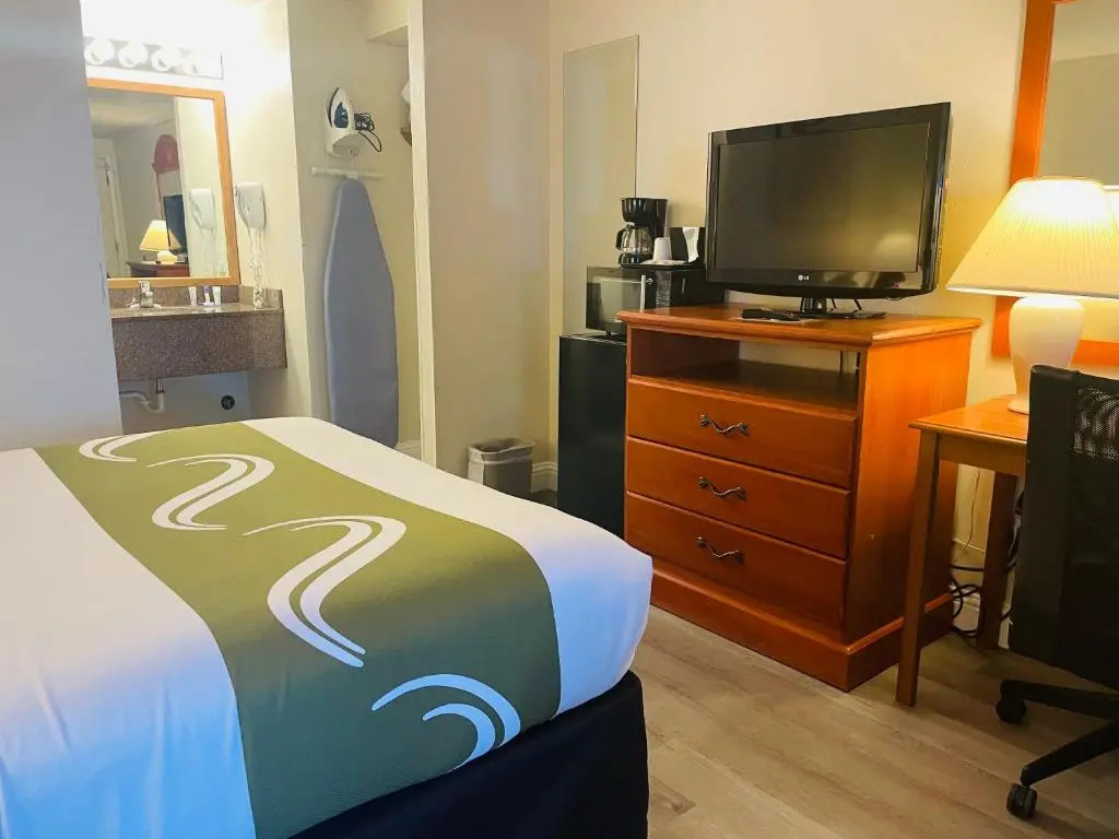 Americas Best Value Inn Sandpoint