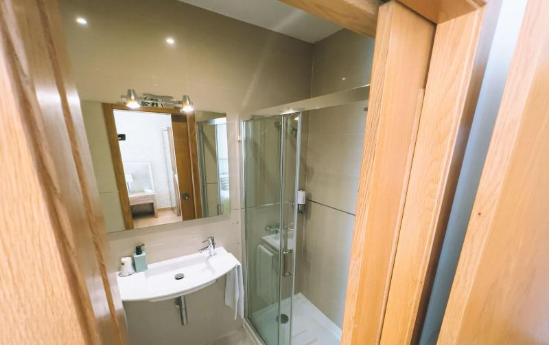 Laurus Hotel