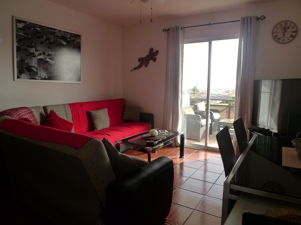 Amarilla Golf 1 Bed Apt Free Wifi, Stunning Sea, Golf, Marina and Mountain Views