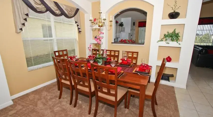 Carlas Luxury Villa