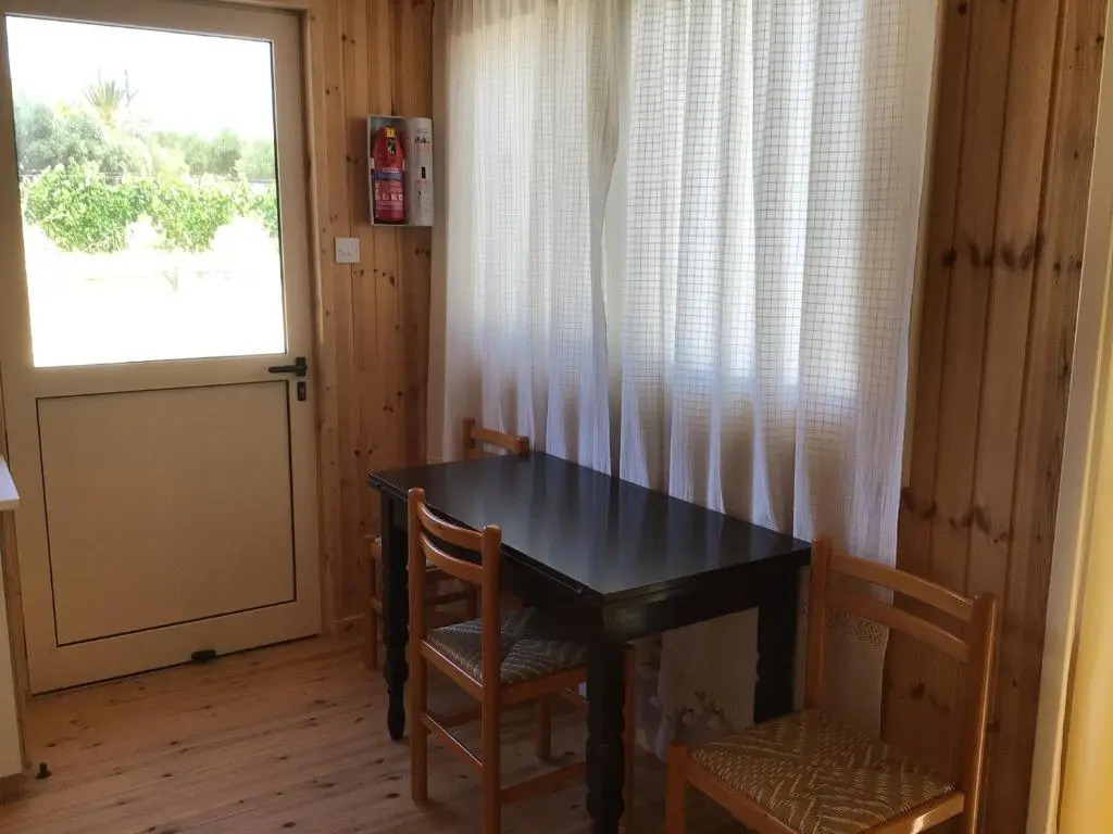 Pervolaris Cottages 2