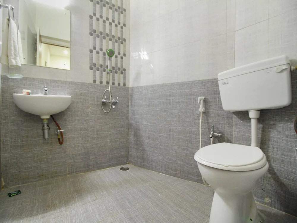 OYO 13400 Rose Flower Resort