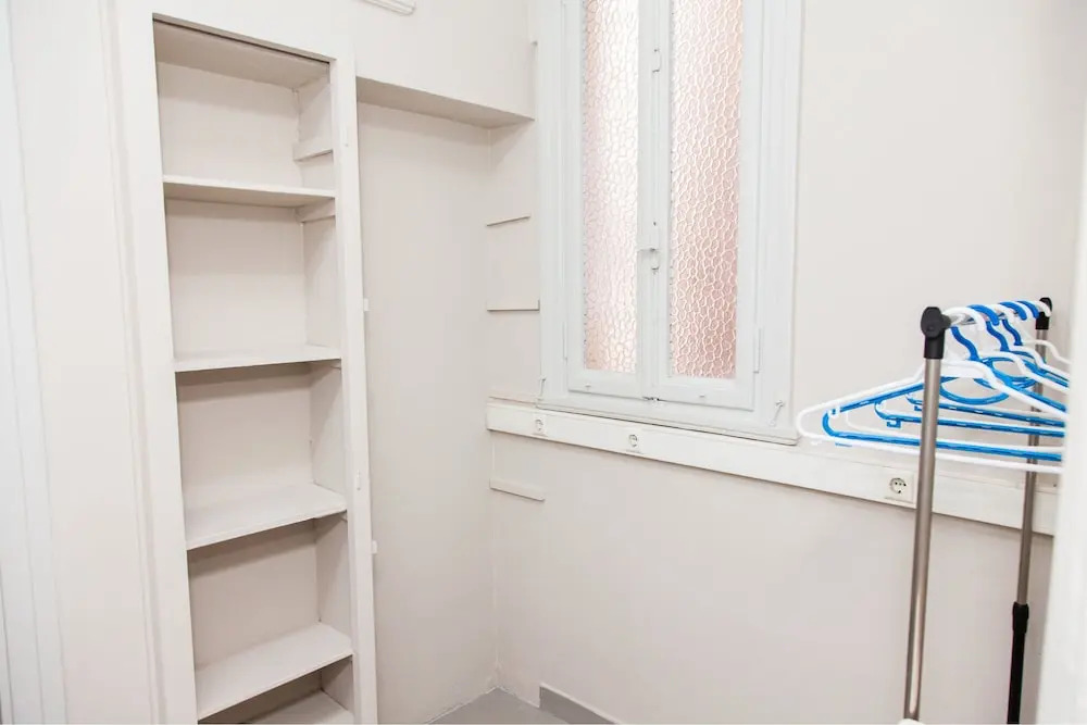 Stay in Fabulous Apartment in Athens