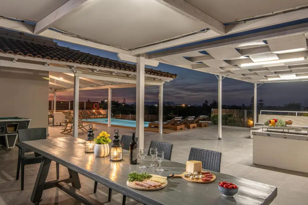 Alba Bianca Villa, Family Retreat with Heated Pool By ThinkVilla