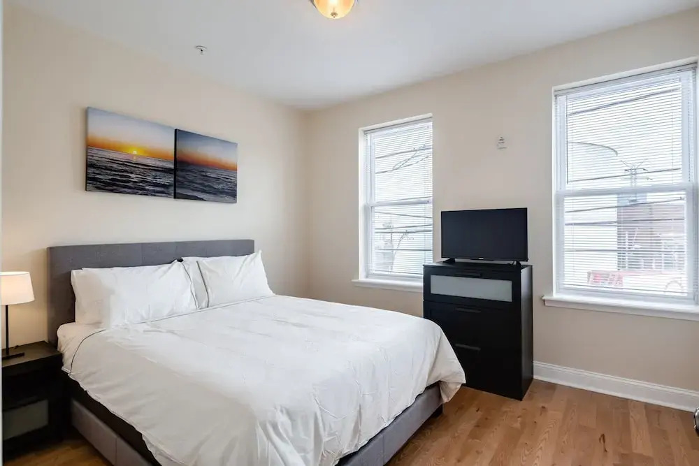 Modern 2 BED Bath Near Center City&university City
