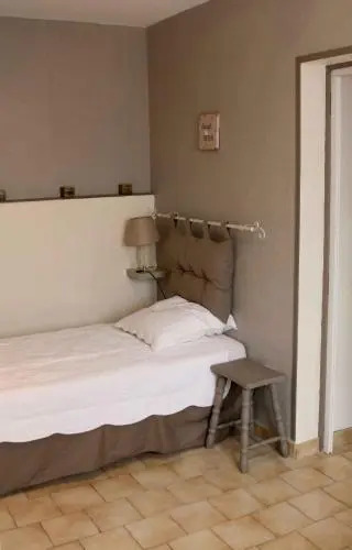 La Maison Orange 2