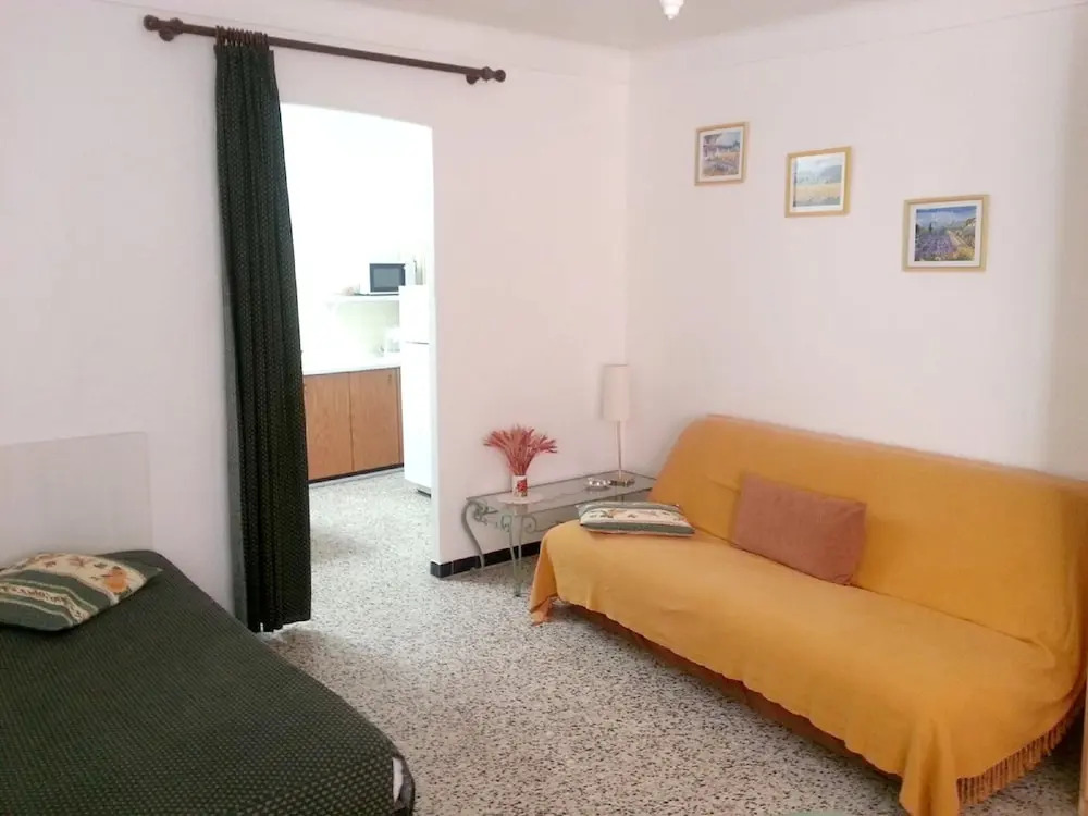 Studio in Banyuls-sur-mer, With Furnished Terrace and Wifi - 300 m Fro