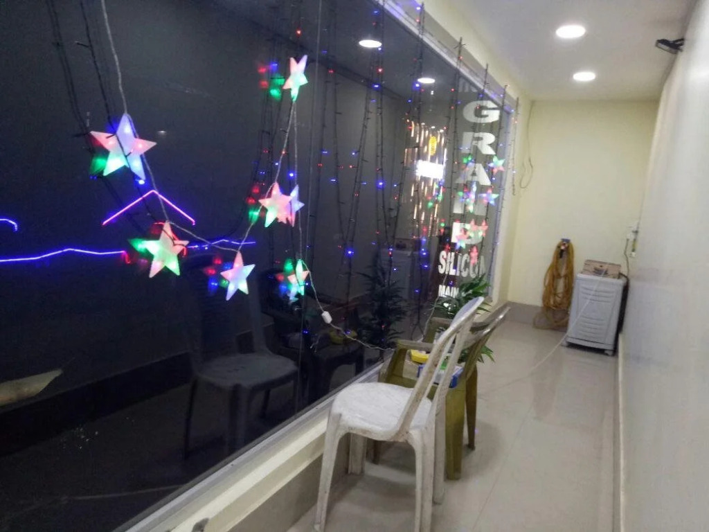 Hotel Grand Silicon